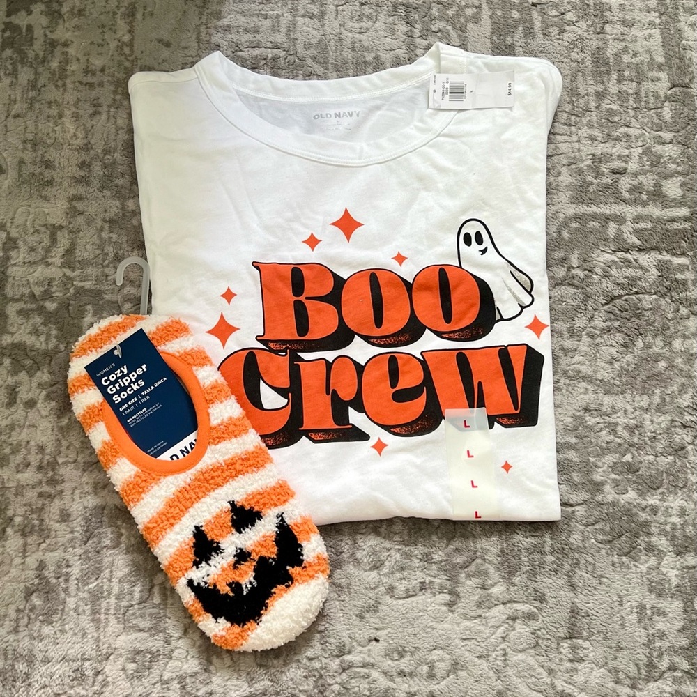Old Navy Women’s Halloween Tee